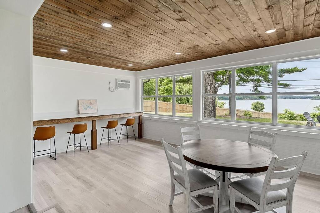 Lake Home, Dock, Fire Pit, Hot Tub, Game Room, Etc Winchester Luaran gambar